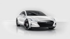 Купето и интериорът на Youxia са директно взети от Model S с леки стилистични заемки от Lexus, Audi и Maserati.
