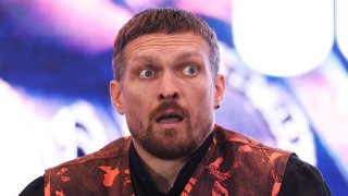 Хонорарите за реванша Усик - Дюбоа: Рекордни милиони за украинеца