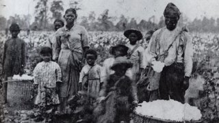 Family_of_slaves_in_Georgia,_circa_1850