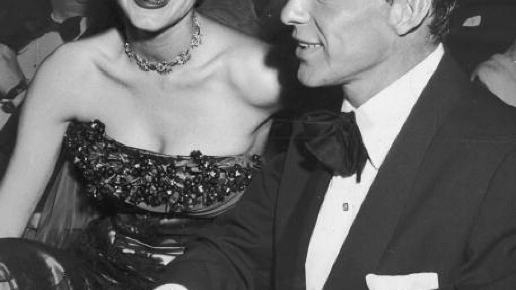 gettyimages-2695272-594x594