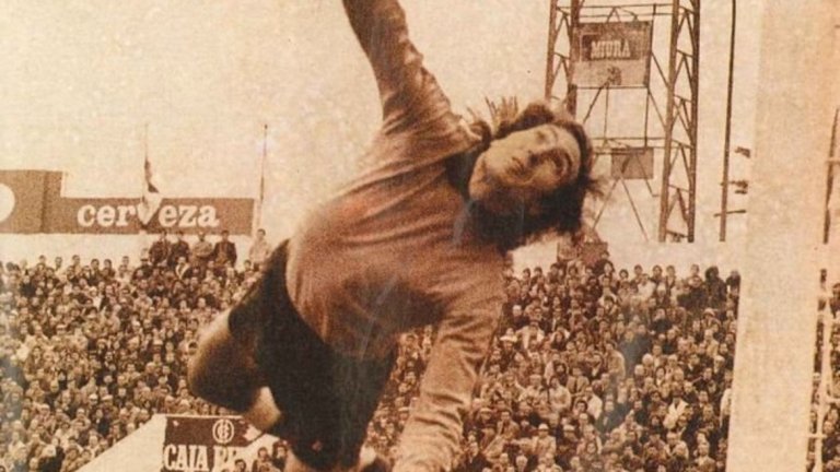 №42 Хосе Рамон Еснаола – 339 т.
Баският вратар е най-високопоставеният играч в класираето на Ла Лига за всички времена, който няма дори един мач с националната фланелка. Иначе Еснаола започва кариерата си в Реал Сосиедат, след което се превъща в легенда на Бетис, с чийто екип печели Купата на Краля през 1977-а. Това остава и единствената титла в кариерата му.
