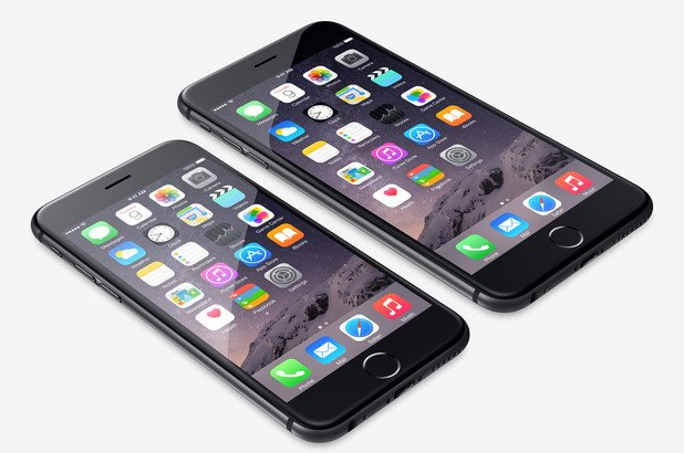 2. iPhone 6s / iPhone 6s Plus 

Хората, които си купуват iPhone, вероятно винаги ще си купуват iPhone - това е простата истина (поне докато не осъзнаят, че могат да плащат два пъти по-малко пари за не по-лоши телефони). 

iPhone 6s Plus е определено най-доброто, което Apple са показвали досега, благодарение на новите функции като 3D Touch и Live Photos и подобренията в камерата. 

iPhone продължава да бъде непобедим по отношение на качеството на снимките. Нямаме търпение да видим новия iPhone 7, който обещава интересен нов дизайн, но засега - 6s и 6s Plus са върха на технологията на Apple. 