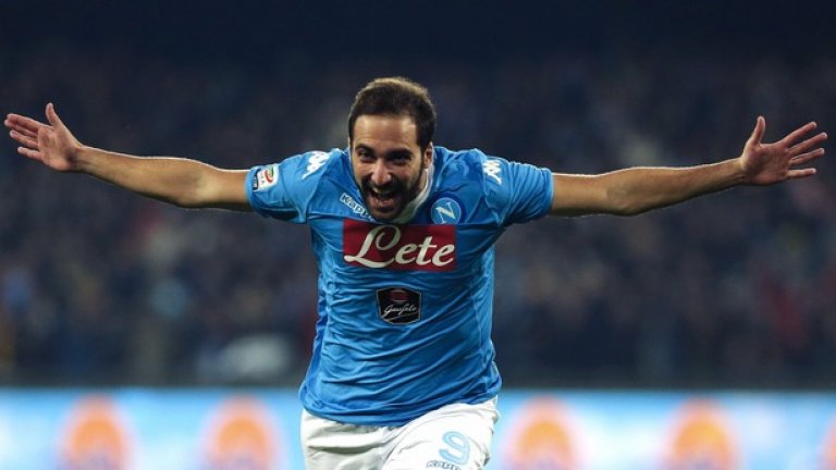 Игуаин вкара и двата гола за Наполи.