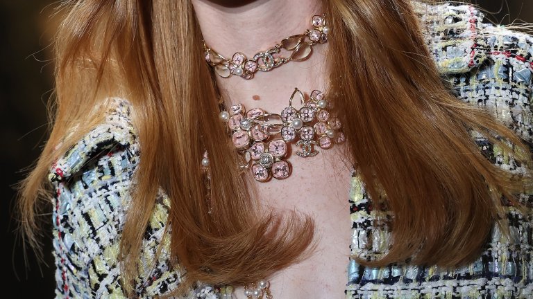 Най-заслепяващите бижута от модните ревюта за 2023-та