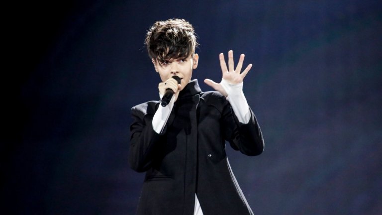 Накрая Евровизия ще се окаже като черешите, никой не ги яде, но всички говорят колко са скъпи. И конкурсът интересува малцина, но всички харесваме и обсъждаме скандалите покрай него.