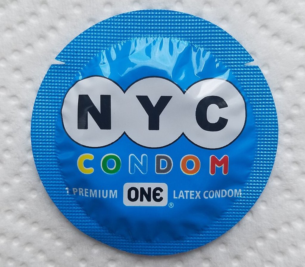872px-NYC_condom_2019