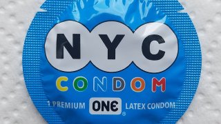 872px-NYC_condom_2019