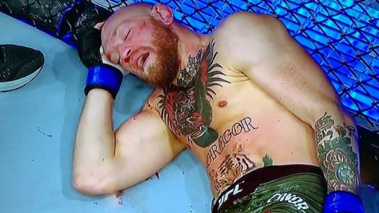 Конър Макгрегър бе брутално нокаутиран от Дъстин Порие, като това бе втора загуба в последните му три мача в UFC.