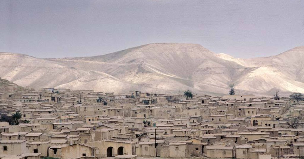 1. Йерихон, Палестина - 9000 г. пр. н.е.; най-древния град е основан в близост до р. Йордан