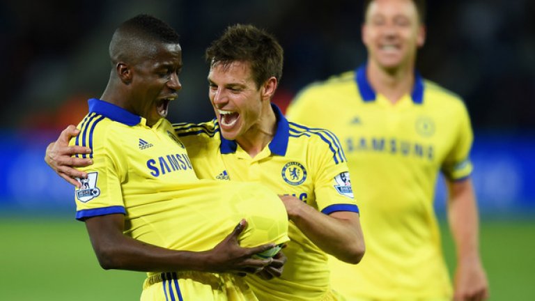 Тази топка под фланелката значи само едно... Рамирес от Челси ще става татко скоро.