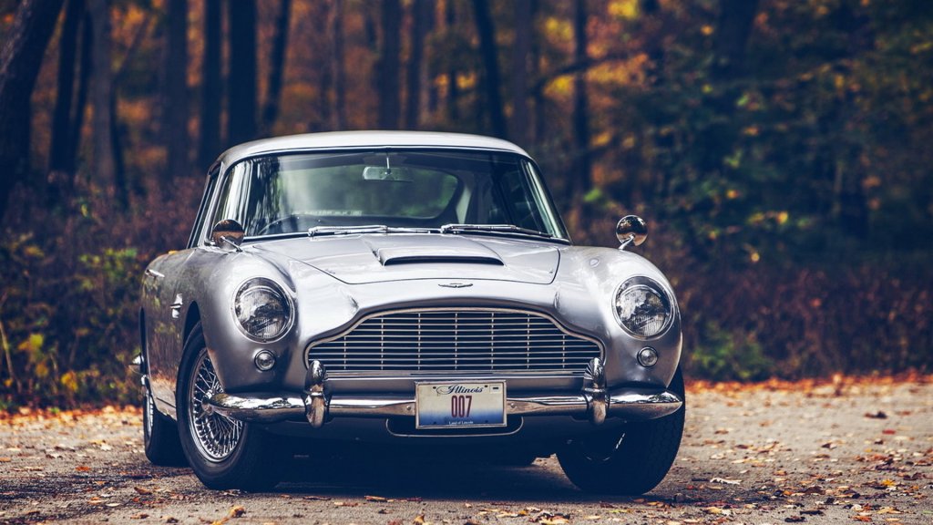 vintage-cars-aston-martin-db5-retro-cars-silver-aston-martin