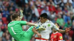 Неадекватната реакция на Акинфеев накара испанския Marca да припомни част от легендарните кунг фу ритници във футбола. Ето кои бяха селектирани...