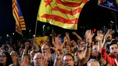 Сепаратистките фракции идват на власт с обещание да обявят независимост от Испания до 18 месеца