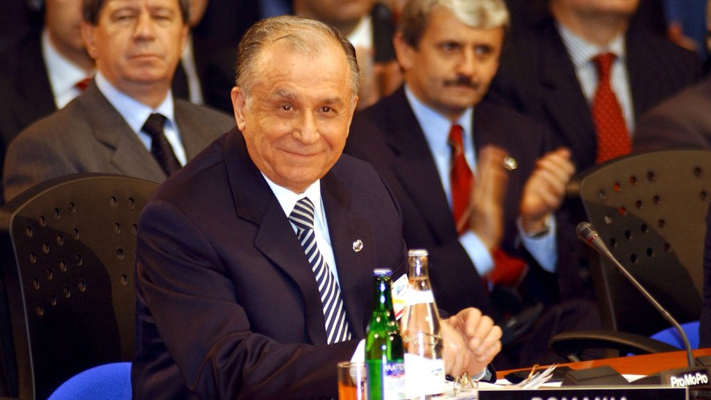 Йон Илиеску