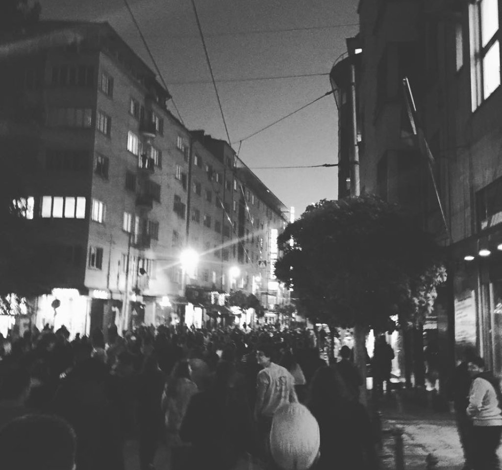 Те подкрепят във Фейсбук човекът, който удари Волен Сидеров