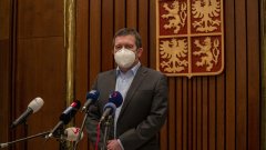 Шпионският казус в Чехия продължава с пълна сила, след като властите там обвиниха ГРУ за експлозия в склад за боеприпаси в село Врбетице