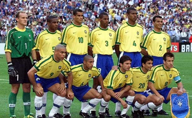 7. 2-о място, Франция, 1998
Бразилия игра доста силно до финала, където отстъпи на домакините. Роналдо игра много слабо на финала заради мистериозно заболяване, което натежа в полза на "петлите".