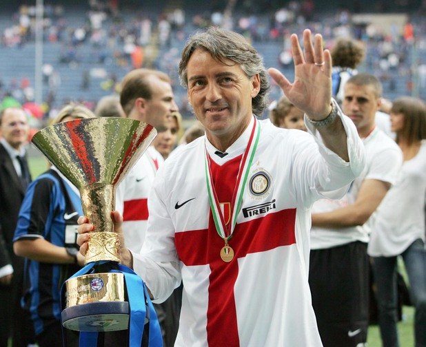 Манчо сложи началото на сериозна доминация за Интер в Серия А в средата на миналото десетилетие. Той спечели титлата 3 пъти поред.
