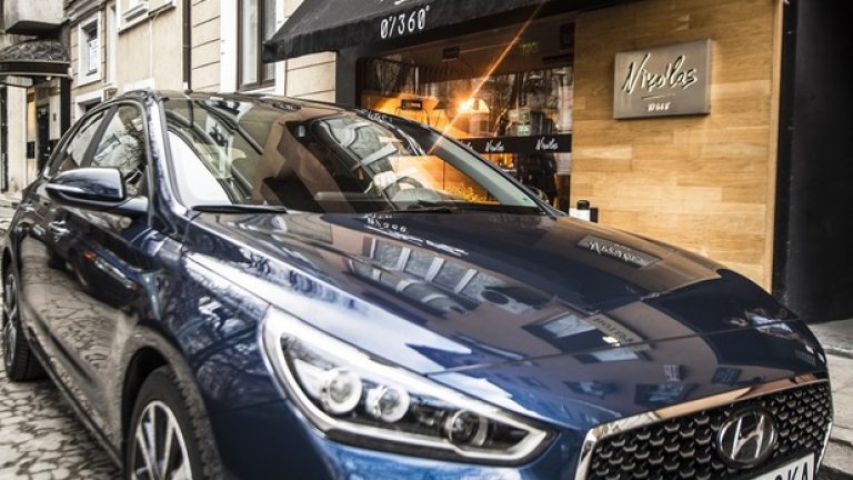 С личния почерк на шеф Николов