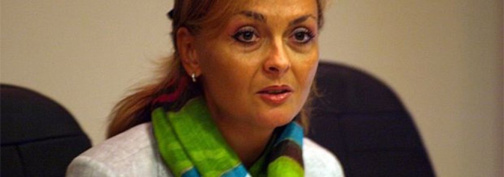 poli karastoqnova