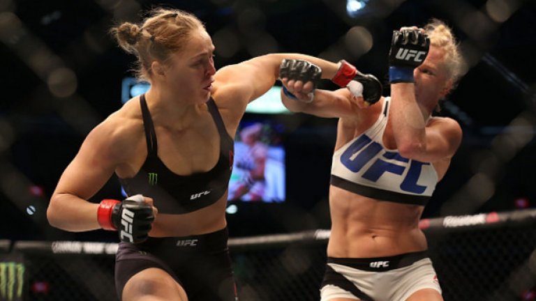 Ронда също отвърна с няколко добри удара