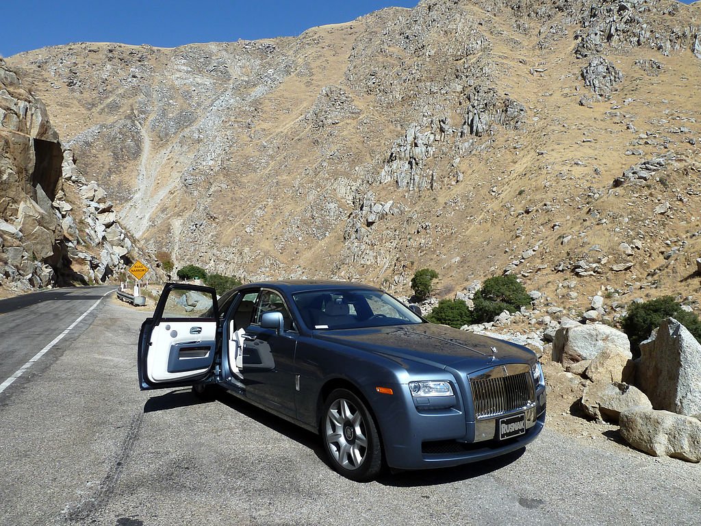 1024px-2011-0719-Rolls-Royce_Ghost