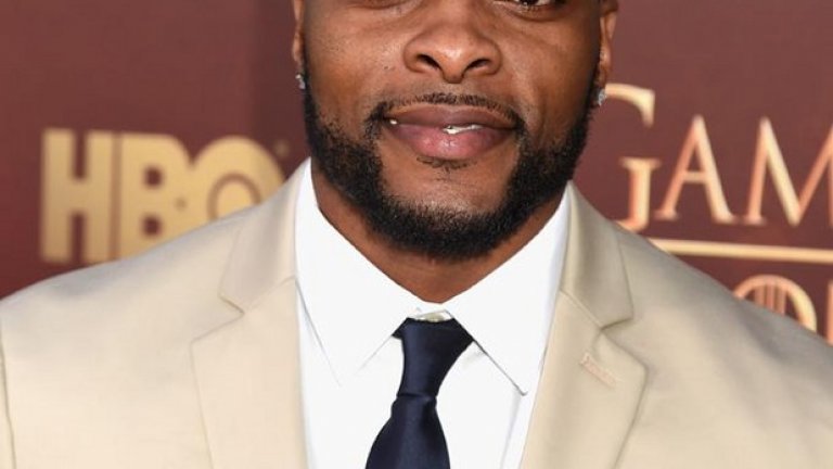 Играчът на Tennessee Titans Периш Кокс на премиерата на петия сезон на Game of Thrones на 23 март 2015-а в Сан Франциско