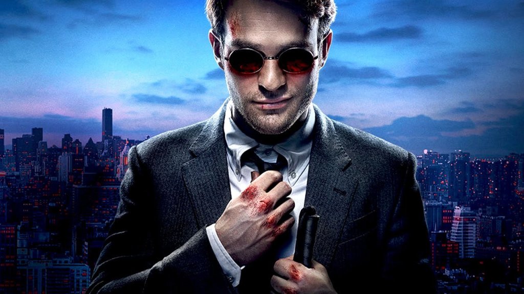 Daredevil, преведен на български с неубедителното Дявол на доброто, показва различна страна на Марвеловата вселена