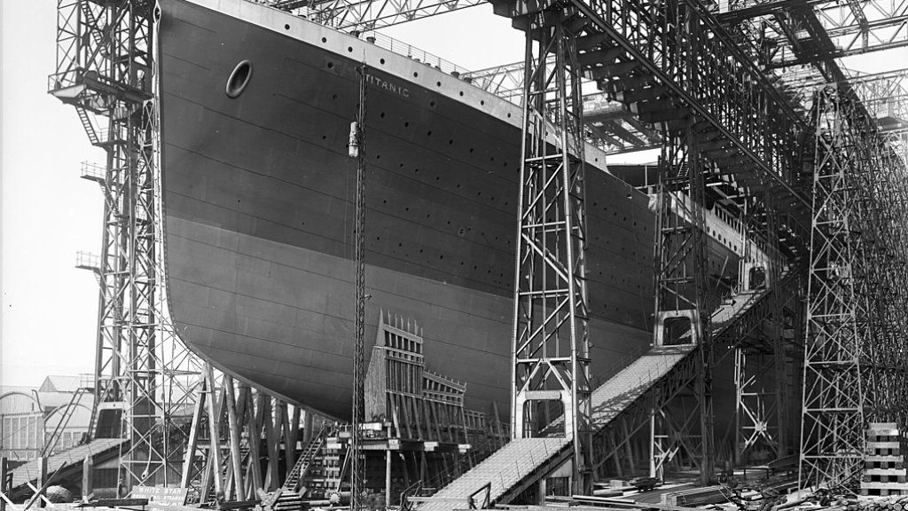 RMS_Titanic_ready_for_launch,_1911