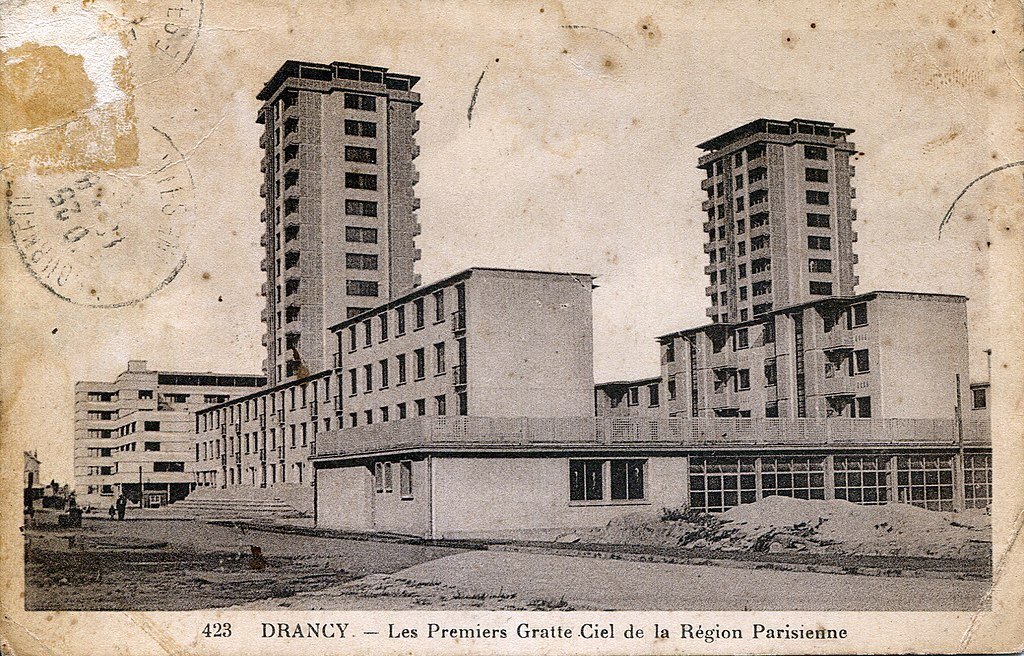 1024px-Drancy.Premiers_gratte-ciels_de_la_région_parisienne
