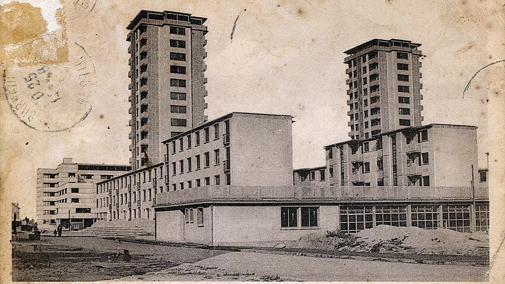 1024px-Drancy.Premiers_gratte-ciels_de_la_région_parisienne