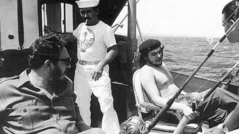 Че Гевара и Фидел Кастро ловят риба, 1960-та година