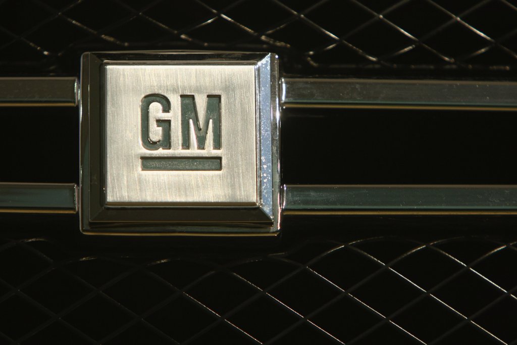 GM Presents Hydrogen Car