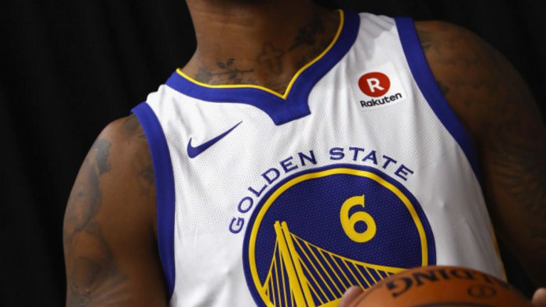 Ник Йънг в Голдън Стейт Уориърс
Йънг подписа с шампионите за една година, през която ще получи 5,2 млн. долара. Той не е играл в плейофите от 2012-а, тъй като играеше в Клипърс, а сега има златна възможност да спечели почти сигурен шампионски пръстен. Той обаче ще трябва да се примири, че ще прекарва доста по-малко време на игрището в един отбор, който разполага с доста дълбочина в състава си.