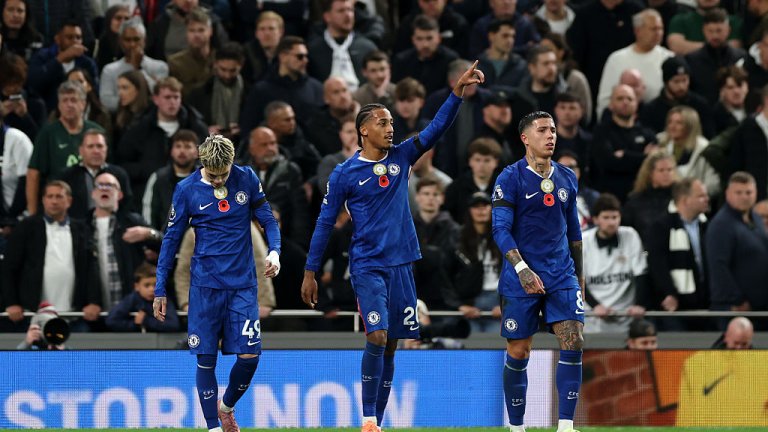 Челси надигра Тотнъм, но отбеляза само един гол в лондонското дерби