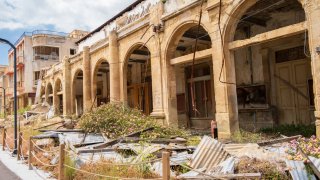 Преди 1974 г. курортът е кипял от живот