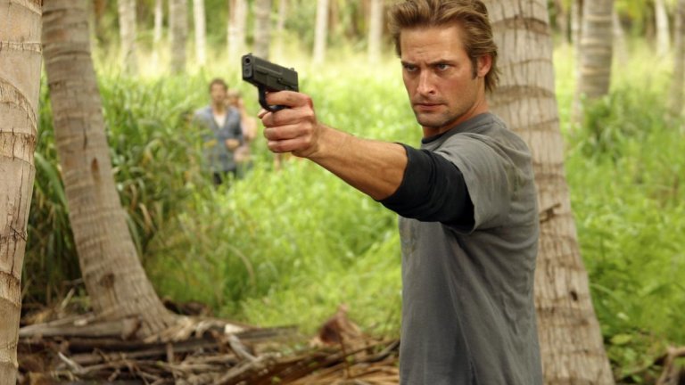 Още с втория сезон обаче се появиха проблемите - едни персонажи останаха на заден план, а някои от сюжетните линии достигнаха задънени улици. Лутайки се между върхове и спадове, сериалът в един момент нямаше как да оправдае високите очаквания, които сам създаде. Изгуби се сред тях, така да се каже. Накрая дойде и последният епизод, който остава сред примерите за това как не се прави.