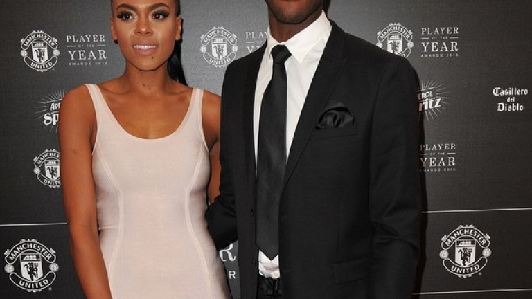 Младият Тайлър Блекет също се е уредил с ослепителна половинка – Наоми Томас