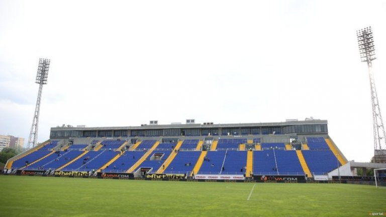 Плановете на шефовете в Левски са клубът да изчисти напълно задълженията си и по този начин да си отвори пътя към построяването на напълно нов стадион. 