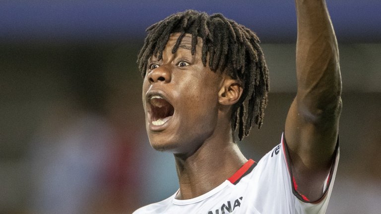 Едуардо Камавинга е един от големите таланти на Франция и до момента е преживял много, макар че е само на 18