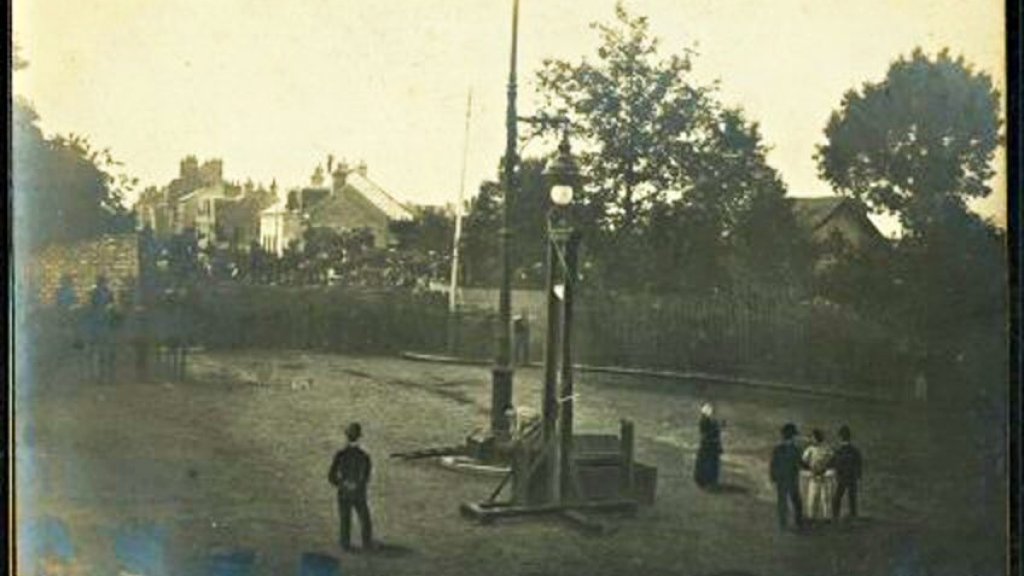 Execution_of_Languille_in_1905