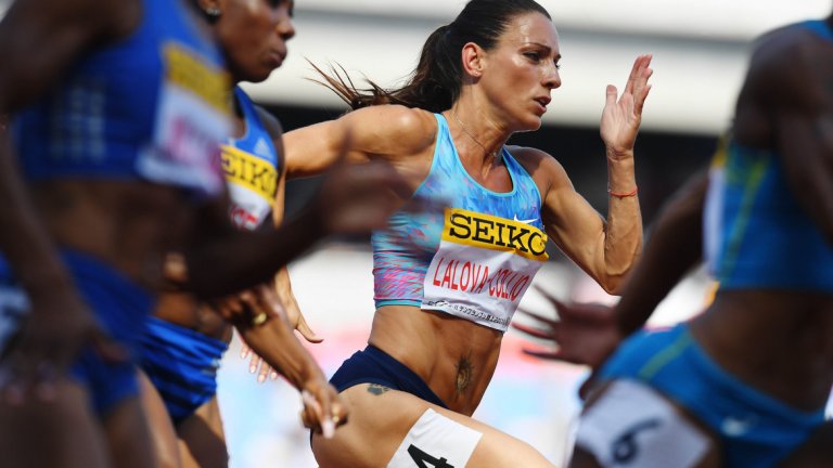 Българката бе дисквалифицирана за навлизане в противников коридор