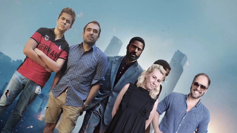 Подкастът за кино на Webcafe.bg "Тихо, филмът започва" се завърна, а заредените с енергия и настроение Пачето, Драго, Зузи и Влади си говорят за новия, дългоочакван филм на Кристофър Нолан.