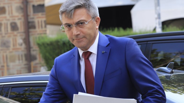 От ДПС намекнаха, че за балотажа ще подкрепят проф. Анастас Герджиков