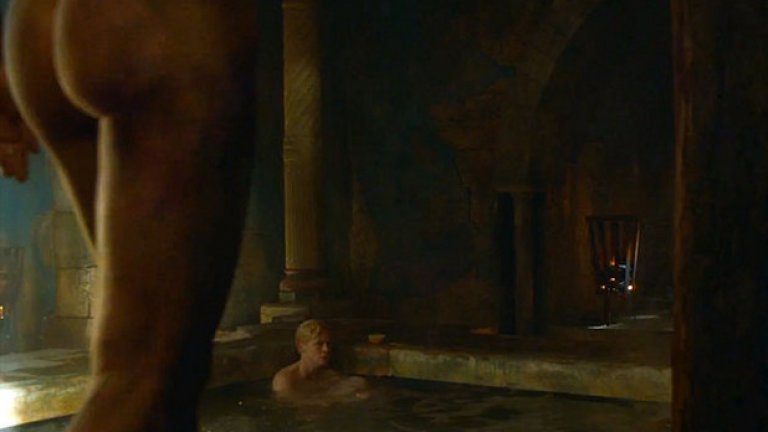 Сцената в банята между Джейми Ланистър и Бриен Тартска, която трябваше да продължи вечно