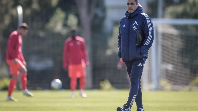 Левски загуби от третия в Сърбия