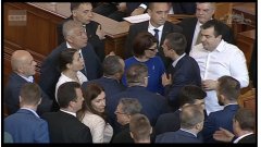 От опозицията поискаха оставката на зам.-председателя на Народното събрание от ПП Мирослав Иванов