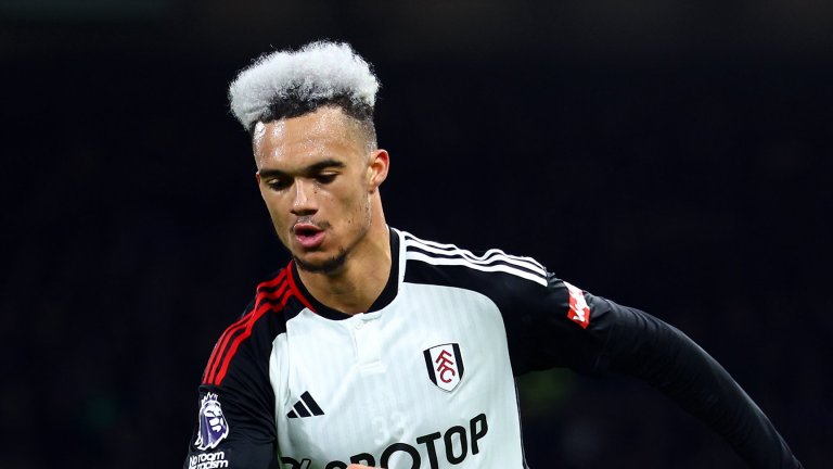 Ливърпул следи двама от Фулъм