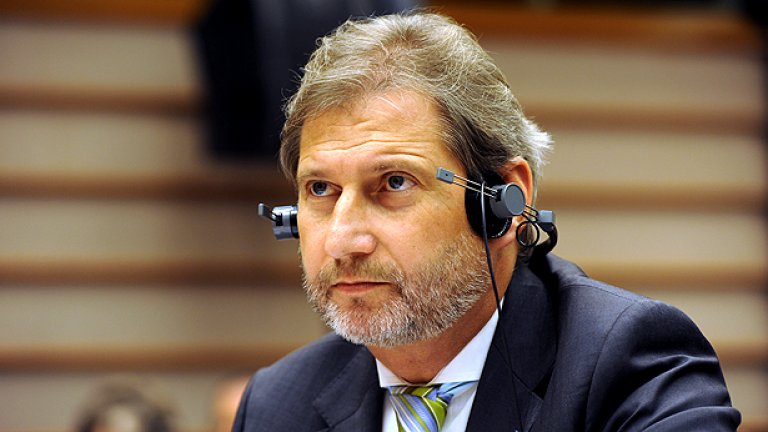 Ето как министърът на транспорта и бивш шеф на пристанище Варна Данаил Папазов препоръча Петър Киров: Човекът е с великолепен английски, това, което трябва да притежава и с всички необходими сертификати и с препоръка от комисаря Хан (на снимката) лично