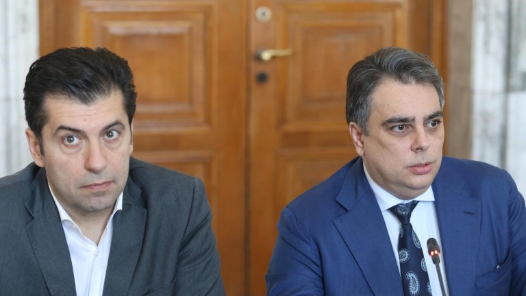 Сериозни вътрешни проблеми в партията на Кирил Петков и Асен Василев